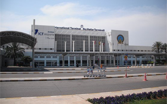 Flughafen Antalya (AYT)